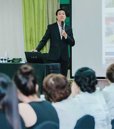 Khóa Học Marketing - Trung tâm đào tạo marketing online hàng đầu VN Khóa Học Marketing - Trung tâm đào tạo marketing online hàng đầu VN