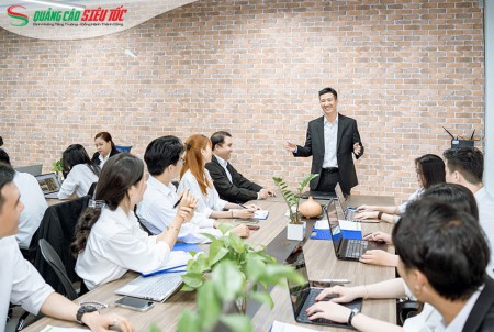 Văn phòng làm việc quảng cáo siêu tốc 06 Văn phòng làm việc quảng cáo siêu tốc 06