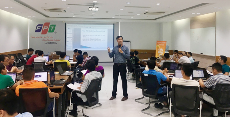 Võ Tuấn Hải đào tạo marketing cho FPT telecome