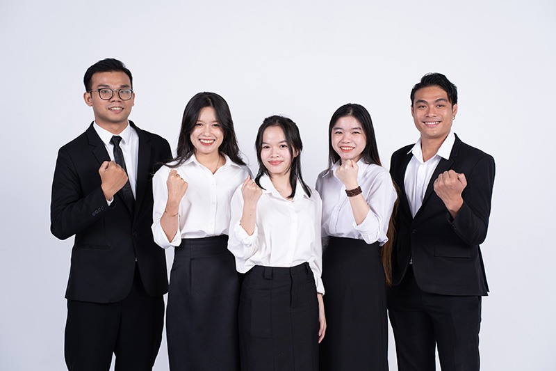 Luna Thu Nhung cùng team lên kế hoạch chạy ads Cốc Cốc 