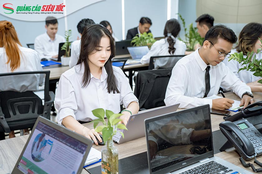 Quảng Cáo Siêu Tốc chạy Google Ads với phí cố định chỉ từ 2 triệu / tháng Quảng Cáo Siêu Tốc chạy Google Ads với phí cố định chỉ từ 2 triệu / tháng