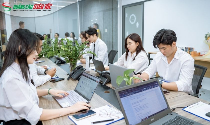 Quảng Cáo Siêu Tốc là agency chạy quảng cáo TikTok uy tín